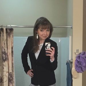 Meet your Posher, Kathryn